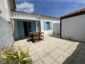 Maison 3 pièces avec mezzanine, jardin clos, à 200m de la mer – Saint-Jean-de-Monts - FR-1-224C-270